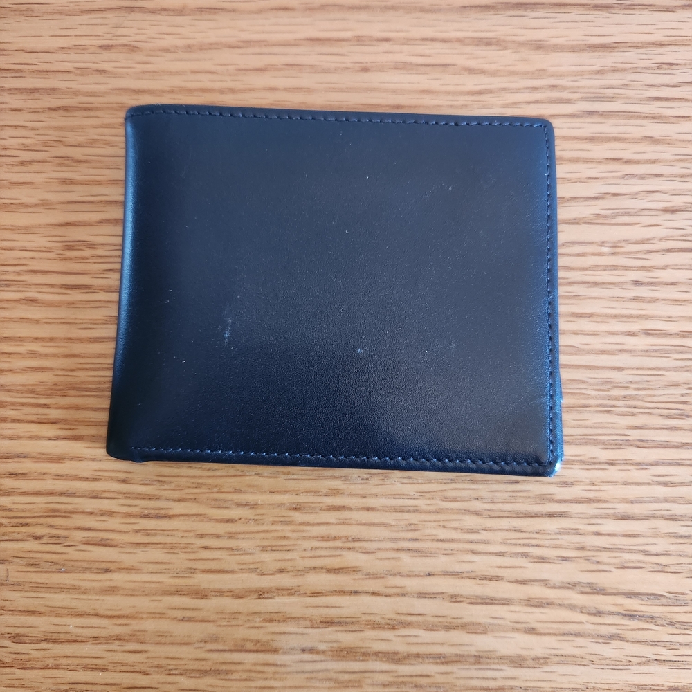 Perry Ellis Classic Black Wallet